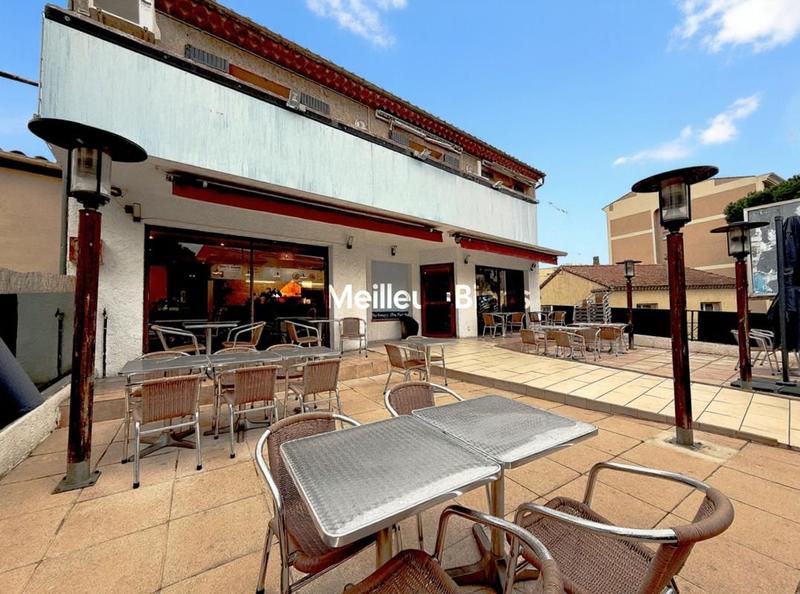 Local commercial - 202 m² - 4 pièces