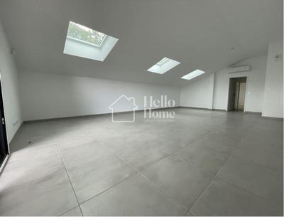 Appartement - 108 m² - 4 pièces