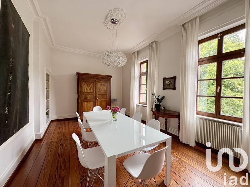 Maison - 307 m² - 11 pièces