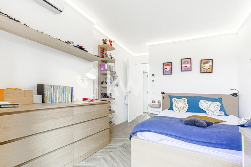 Duplex - 134 m² - 5 pièces