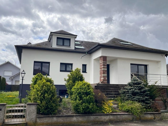 Maison - 166 m² - 5 pièces