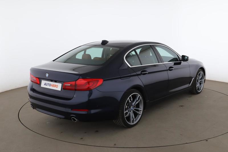 Bmw Série 5 518dA Business Design 150 ch