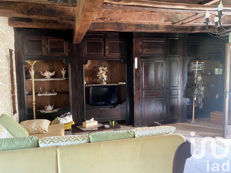 Maison - 210 m² - 6 pièces