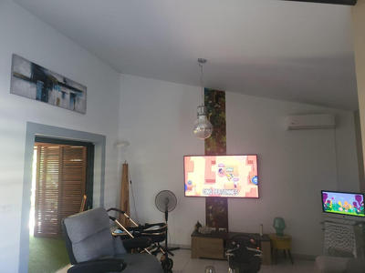 Maison - 93 m² - 4 pièces