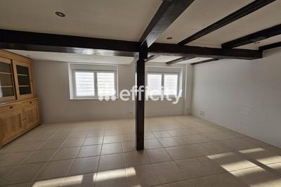 Maison - 180 m² - 7 pièces