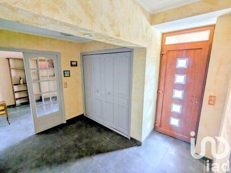 Maison - 262 m² - 8 pièces