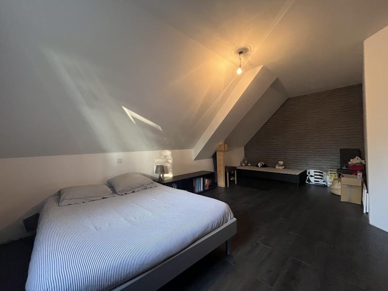 Maison - 159 m² - 7 pièces