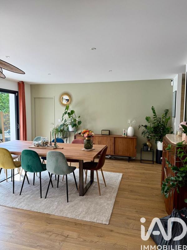 Maison - 120 m² - 4 pièces