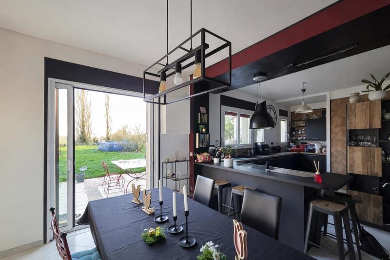 Maison - 134 m² - 7 pièces