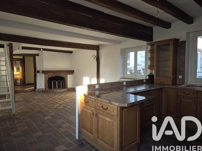 Maison - 239 m² - 7 pièces