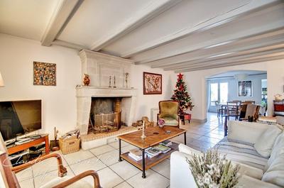 Maison - 182 m² - 6 pièces