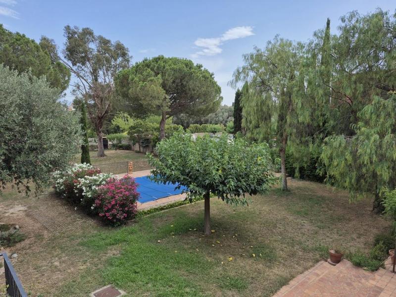 Mas - 438 m² - 14 pièces