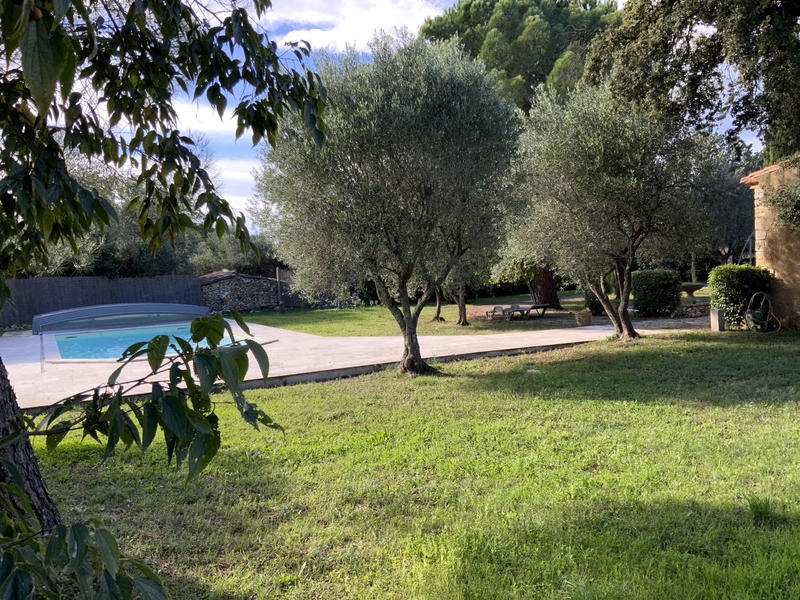 Maison - 202 m² - 8 pièces