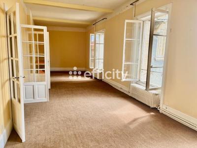 Appartement - 159 m² - 5 pièces