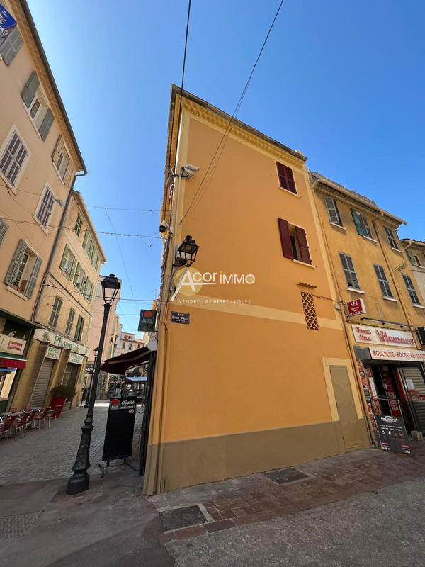 Local commercial - 137 m²