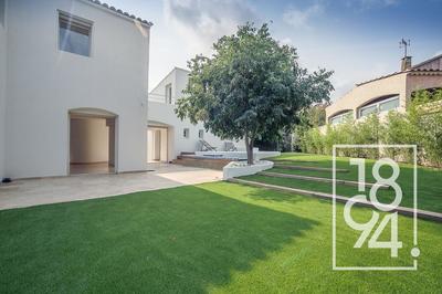 Maison d'architecte - 239 m² - 6 pièces