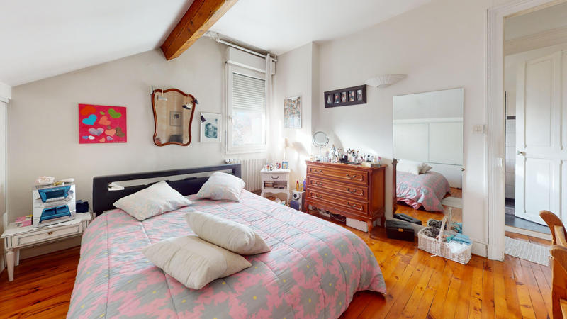 Maison - 140 m² - 5 pièces