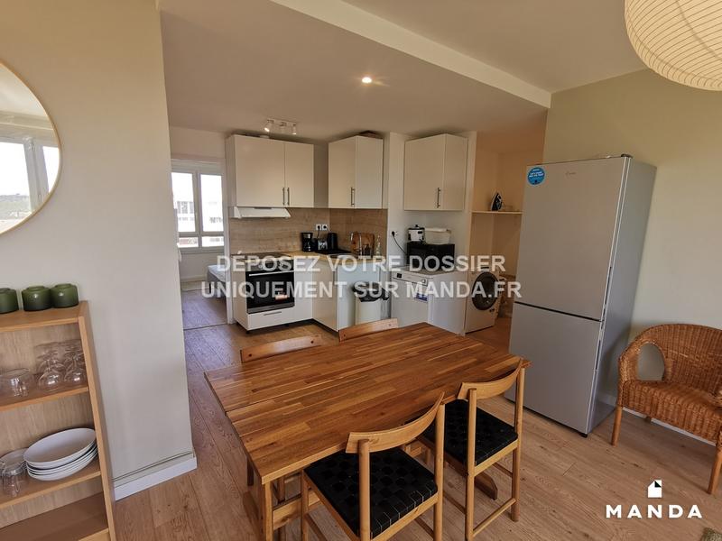 Chambre - 10 m² - 5 pièces