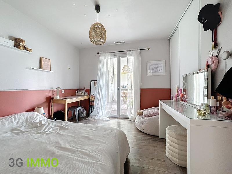 Maison traditionnelle - 145 m² - 6 pièces