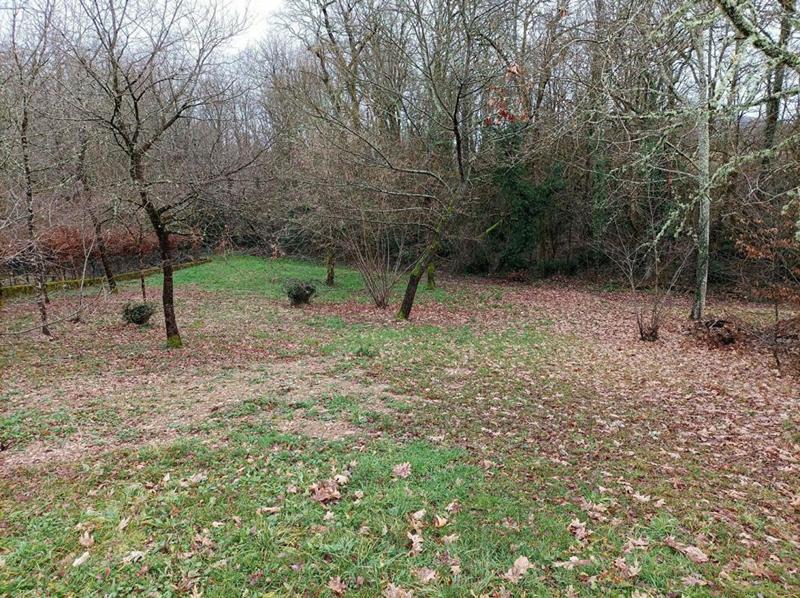 Terrain constructible - 1 203 m²