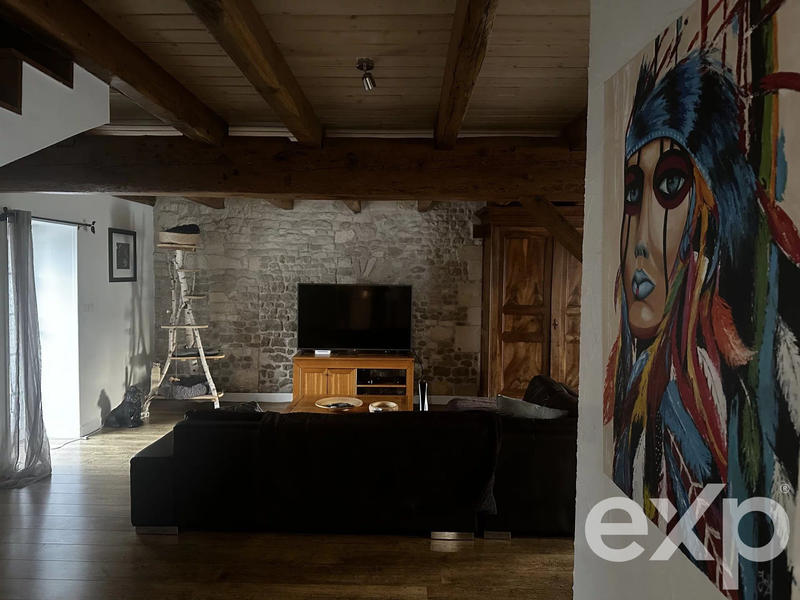 Maison - 304 m² - 10 pièces