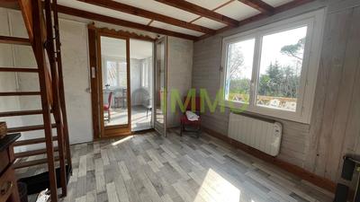 Maison - 135 m² - 9 pièces