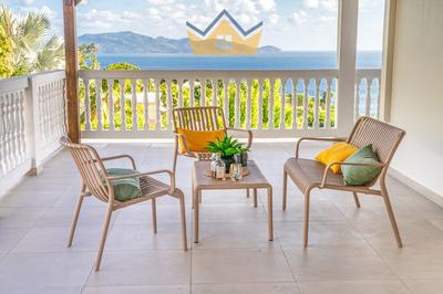 Appartement - 104 m² - 4 pièces