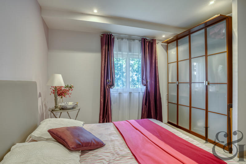 Maison - 196 m² - 5 pièces