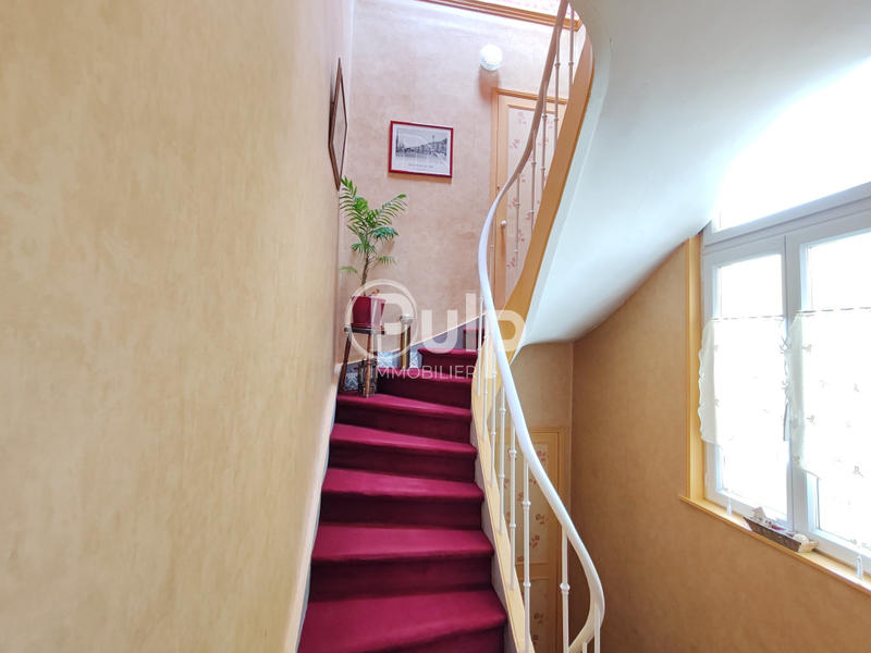 Maison bourgeoise - 168 m² - 7 pièces