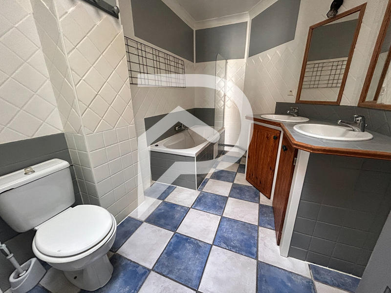 Maison de ville - 97 m² - 5 pièces