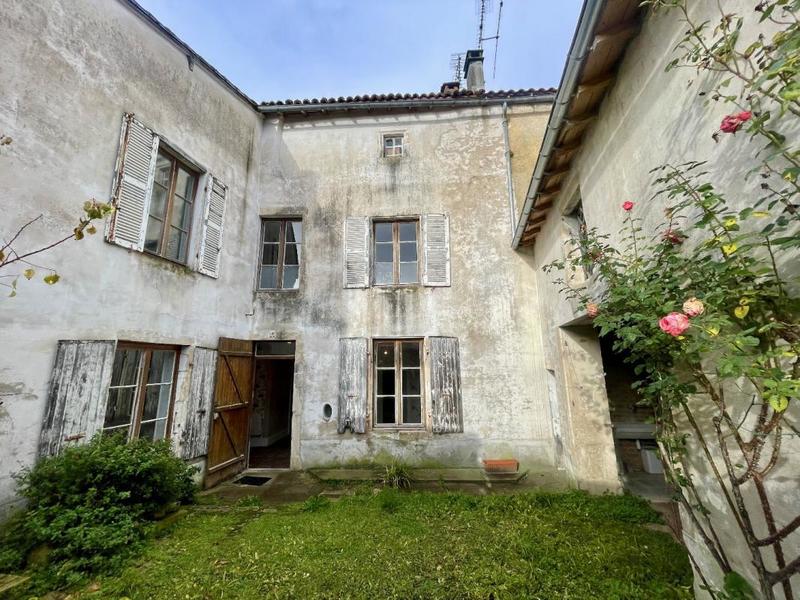 Maison - 161 m² - 7 pièces