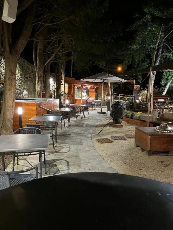 Appartement - 900 m² - 9 pièces