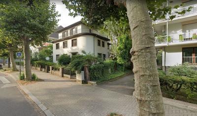 Maison - 289 m² - 13 pièces