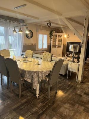 Pavillon - 132 m² - 7 pièces