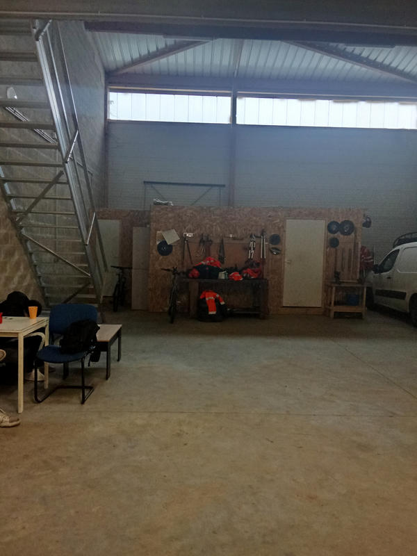 Local commercial - 200 m²