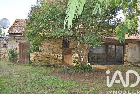 Maison - 300 m² - 15 pièces