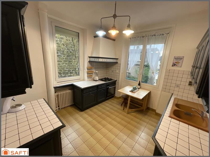 Maison - 178 m² - 7 pièces