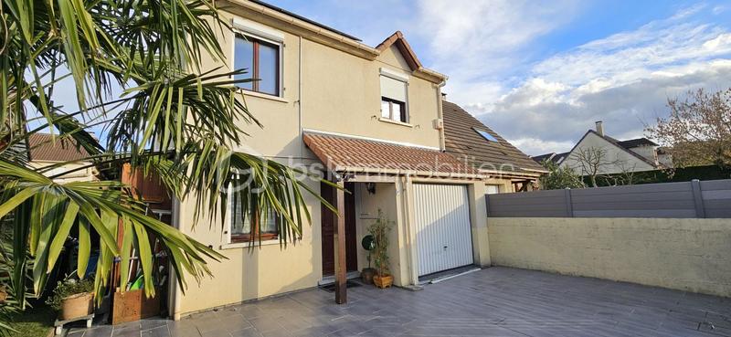 Maison - 100 m² - 5 pièces