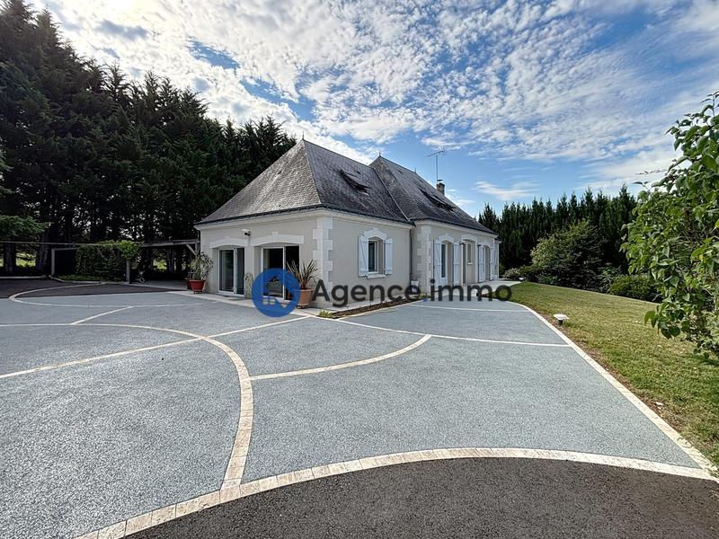 Maison - 192 m² - 6 pièces