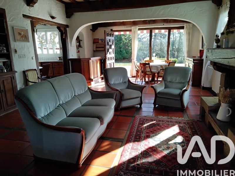 Maison - 180 m² - 5 pièces