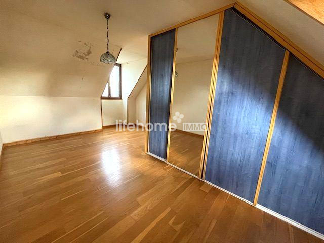 Maison traditionnelle - 116 m² - 6 pièces