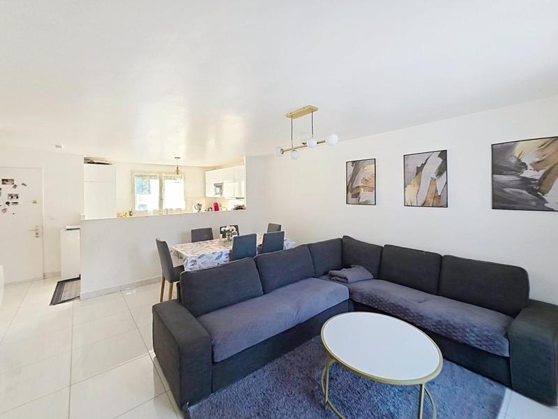 Maison - 102 m² - 5 pièces