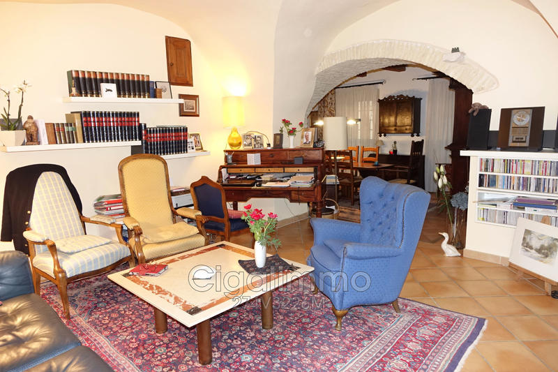 Maison en pierre - 300 m² - 8 pièces