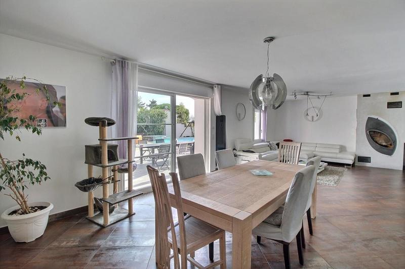 Maison - 170 m² - 7 pièces