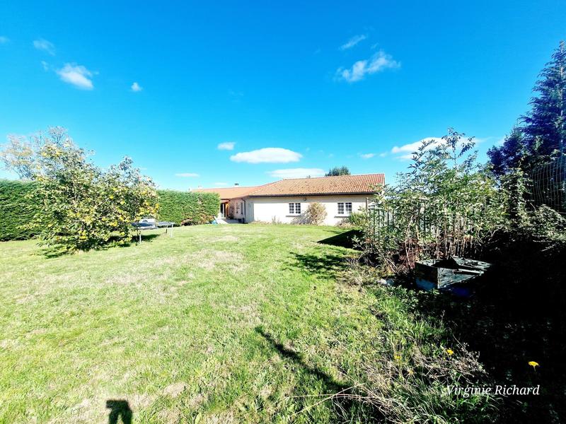 Maison - 140 m² - 6 pièces