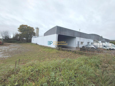 Local d'activités - 1 800 m²