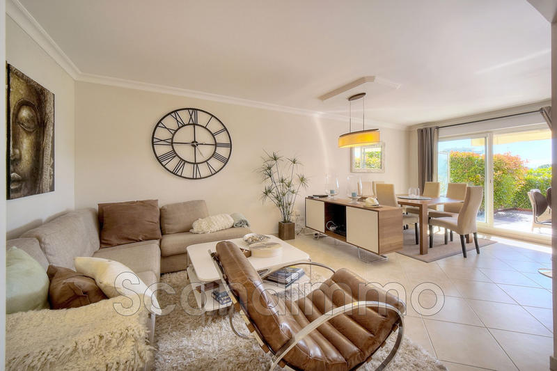 Appartement - 82 m² - 4 pièces