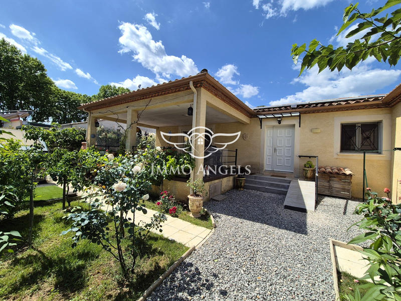 Maison - 140 m² - 5 pièces