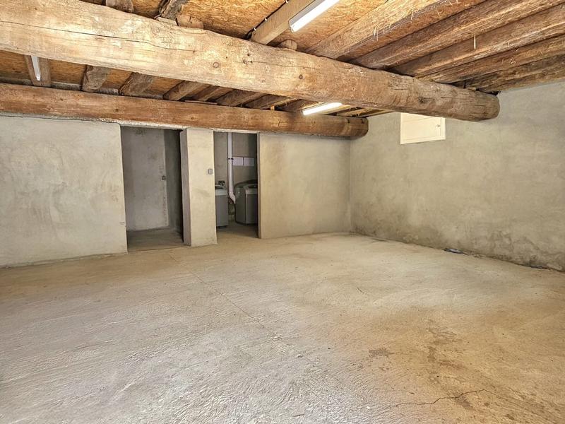 Maison - 202 m² - 10 pièces