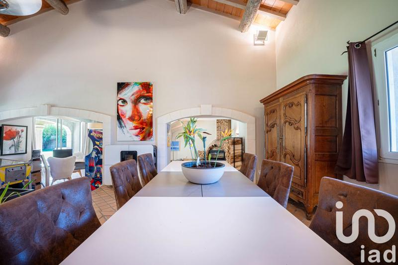 Maison - 385 m² - 7 pièces